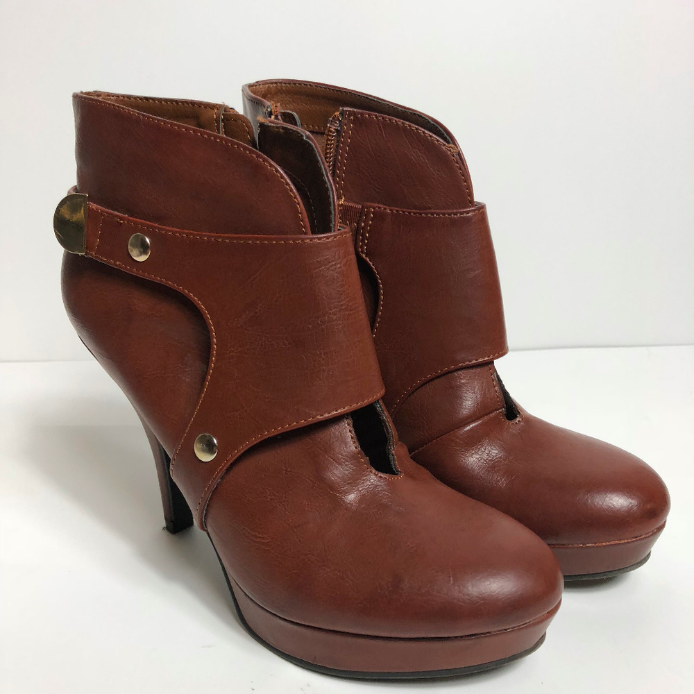 Women's Unlisted By Kenneth Cole Brown Ankle Boots